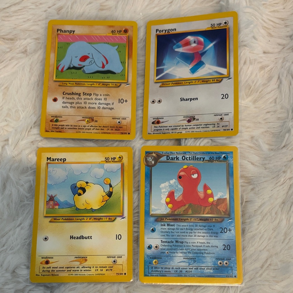 Pokemon Trading Cards - Neo Destiny Card Lot